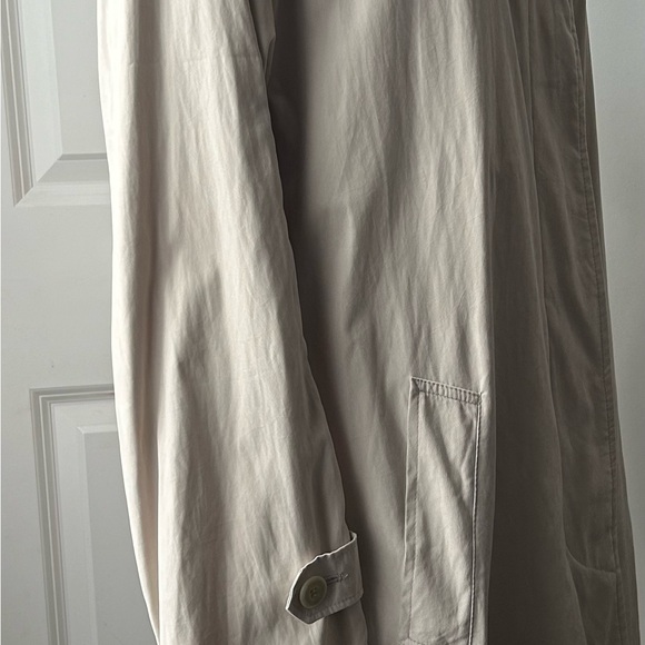 London Fog Coat - Picture 8 of 14